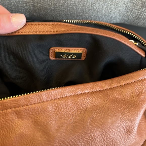 Kensie camel and black cross body bag - Picture 6 of 12